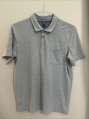 Vuori Men's Grey Polo Shirt with Chest Pocket size M